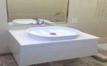 z9786. Мебель для ванной комнаты. Фасады МДФ в пленке "Metro Medium Grey". 
Столешница и мойка из искусственного камня S-209 Light Sand Grandex 
(Юж.Корея)